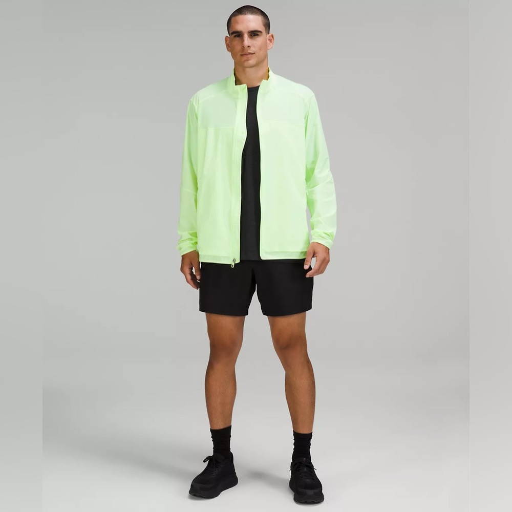 Lululemon Stretch Ventilated Running Jacket
Faded Zap size L NWT
